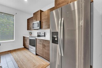 425 NW 17th St in Fort Lauderdale, FL - Building Photo - Building Photo