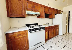 12 E 36th St, Unit 1