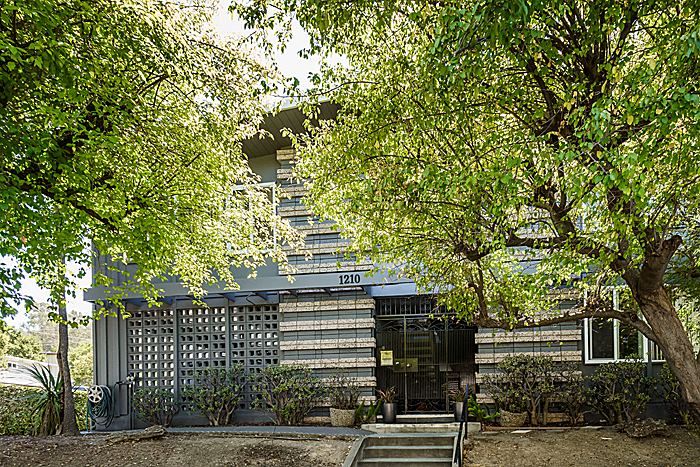 1210 Alameda de las Pulgas in Belmont, CA - Building Photo
