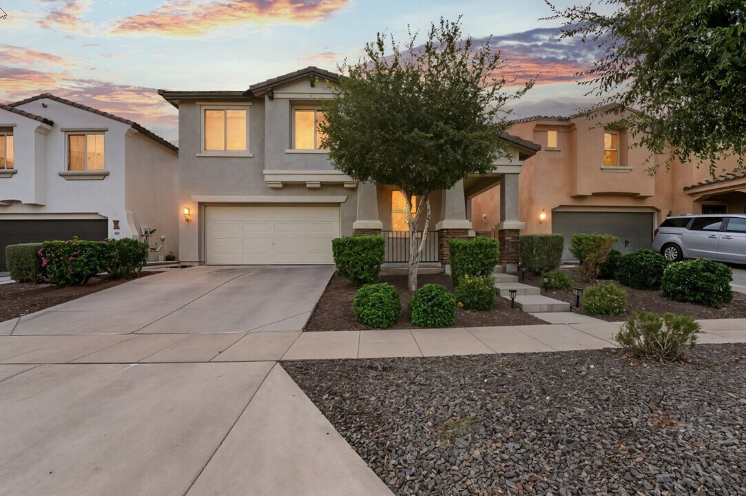 13632 N 149th Dr in Surprise, AZ - Building Photo