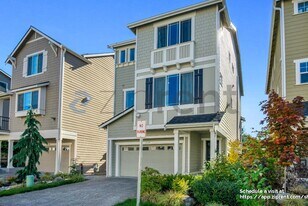 2114 176th Pl SW in Lynnwood, WA - Building Photo