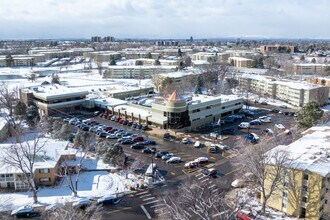 Windsor Gardens in Denver, CO - Building Photo - Building Photo