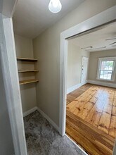 17 Whitman Ave, Unit 2E in Whitman, MA - Building Photo - Building Photo