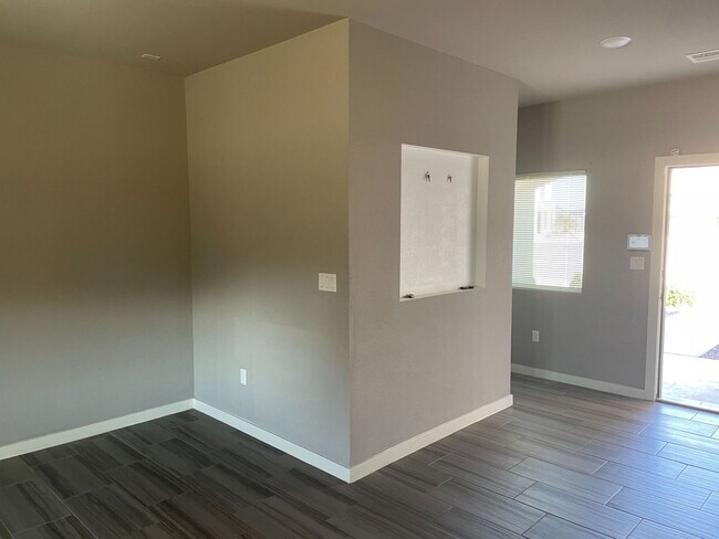 13900 Villa Vista Ave in Horizon City, TX - Building Photo - Building Photo