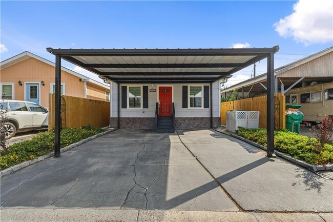 property at 17 Melanie Dr