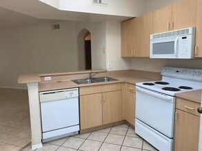 607 Belmont Pl in Boynton Beach, FL - Building Photo - Building Photo