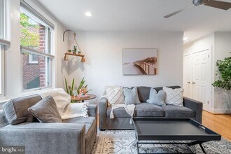 4004 Beecher St NW in Washington, DC - Building Photo - Building Photo