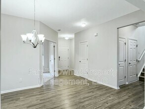 242 Dunlin Dr in Summerville, SC - Building Photo - Building Photo