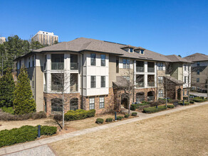 The Station at Crestline Heights in Birmingham, AL - Building Photo - Building Photo