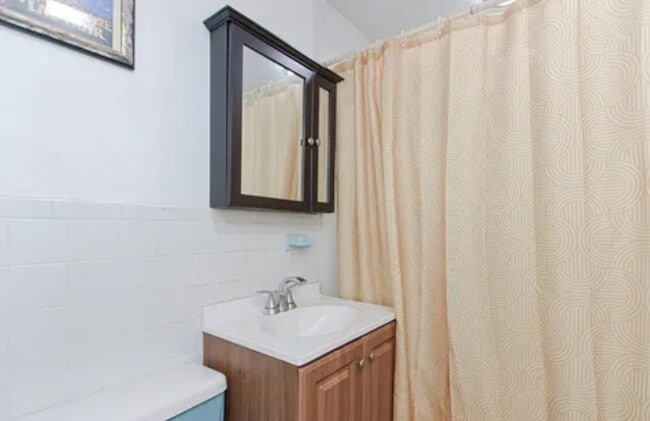 property at 1520 Commonwealth Ave