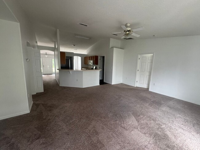 27 Flatfish Dr in Poinciana, FL - Building Photo - Building Photo