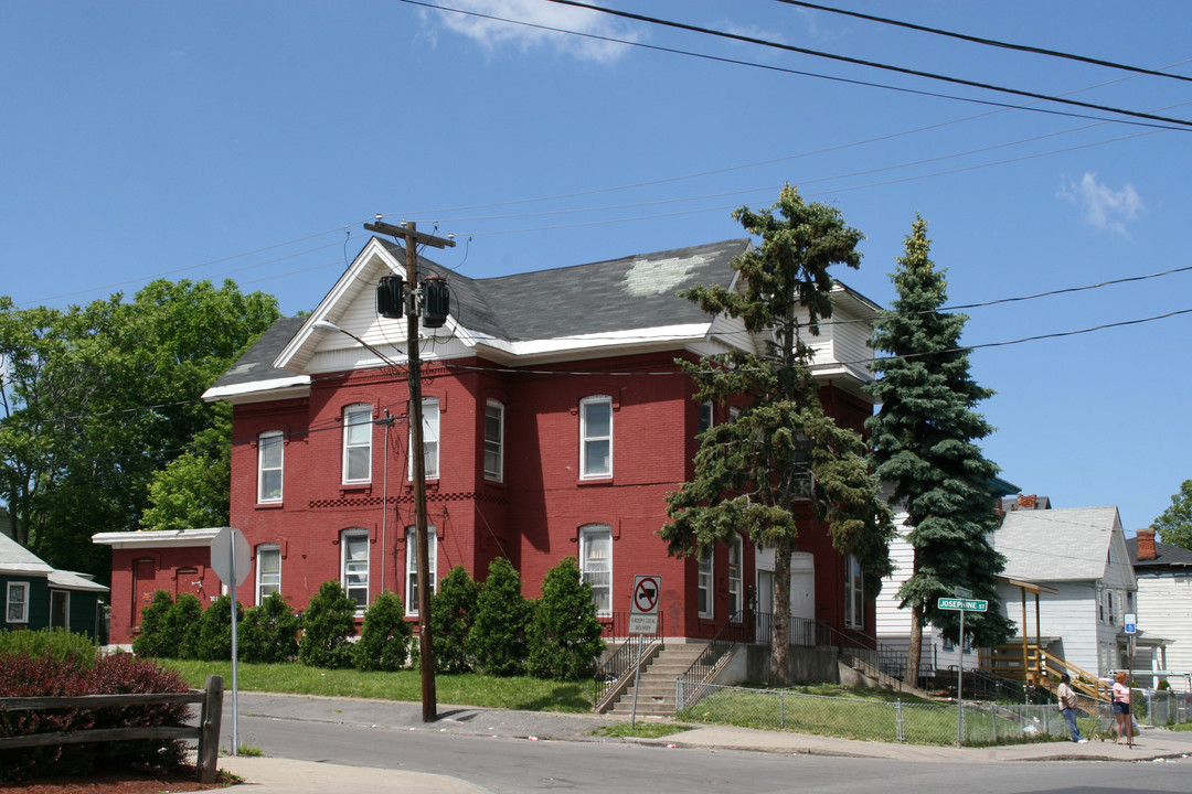 713 Butternut St in Syracuse, NY - Building Photo