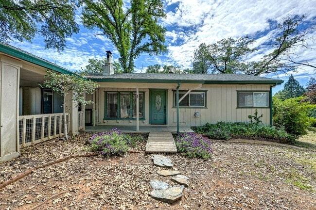 property at 3210 Manzanita Ln