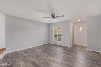 1425 E Desert Cove Ave in Phoenix, AZ - Building Photo - Building Photo