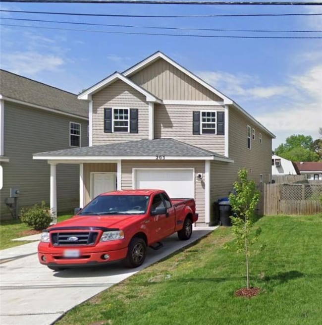 205 Thalia Rd