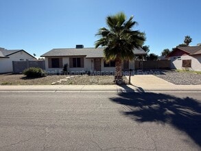 1535 W Rosemonte Dr in Phoenix, AZ - Building Photo - Building Photo