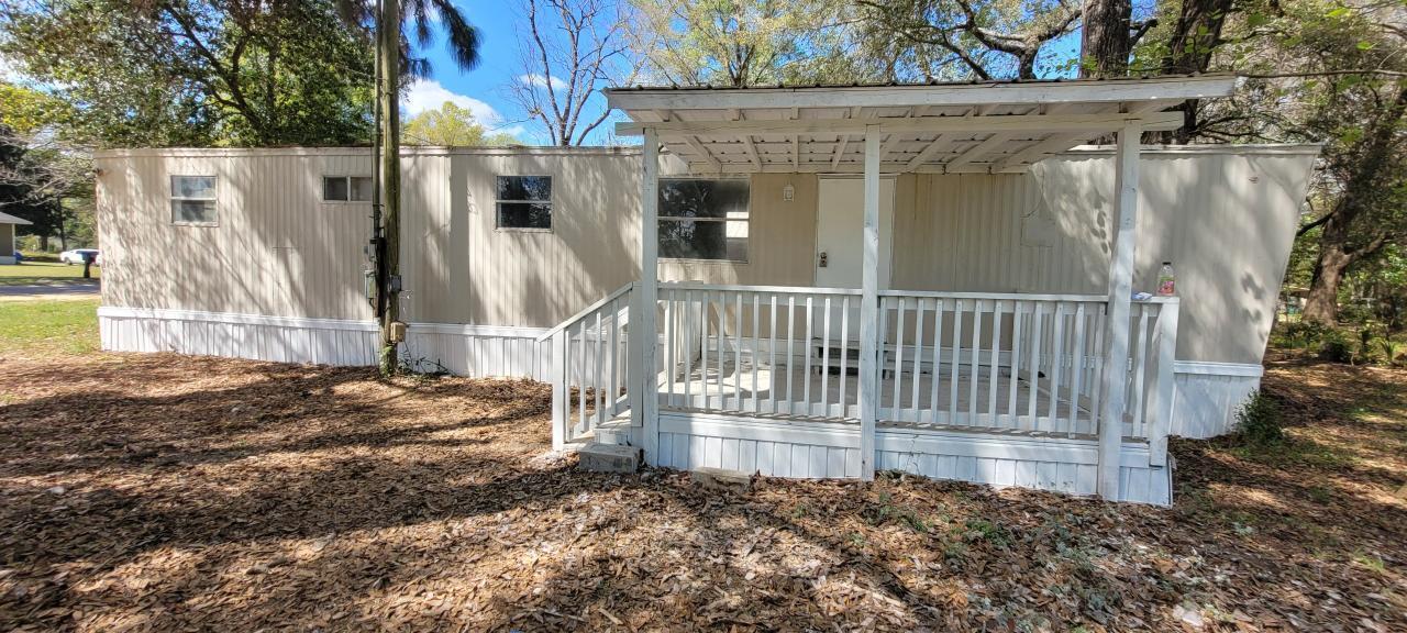 808 E Chestnut Ave in Crestview, FL - Building Photo