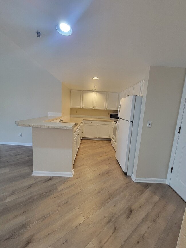 1085 Broadway, Unit #11 in Boulder, CO - Building Photo - Building Photo