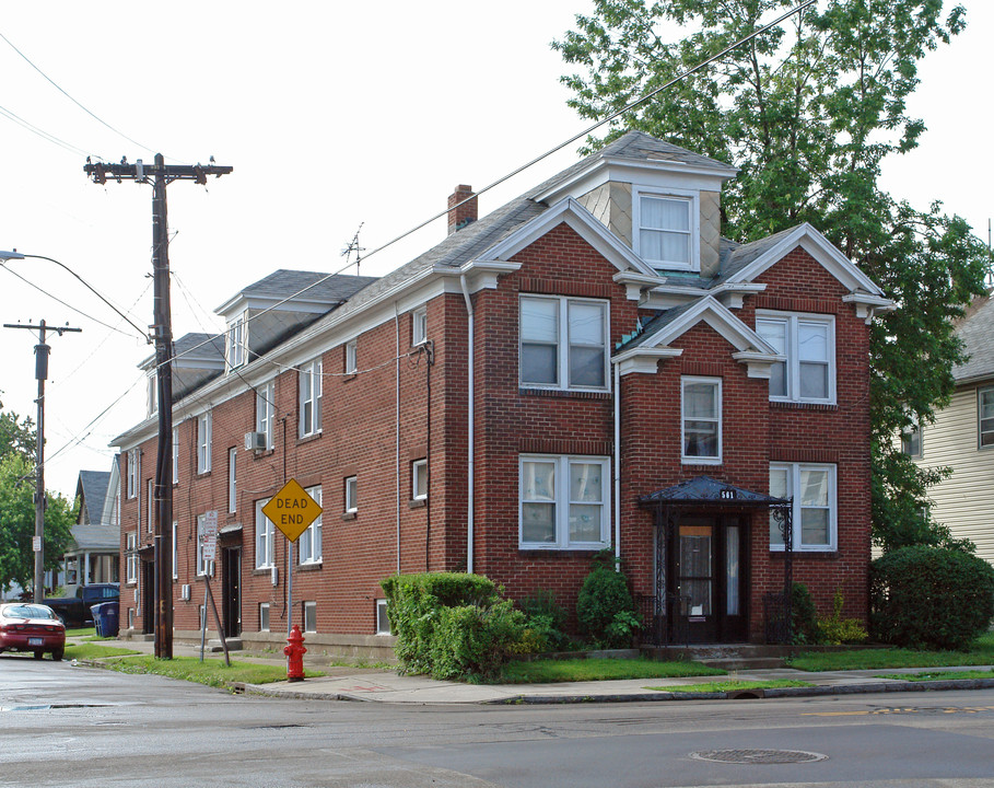 561 Ontario St in Buffalo, NY - Building Photo