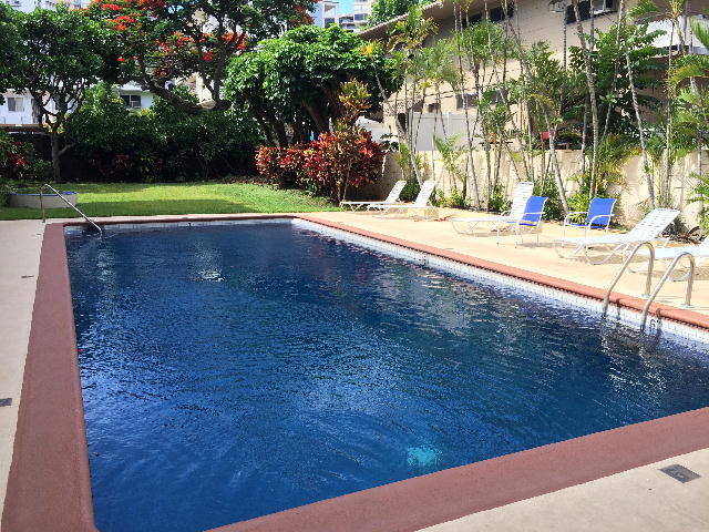 1535 Pensacola St in Honolulu, HI - Building Photo - Building Photo