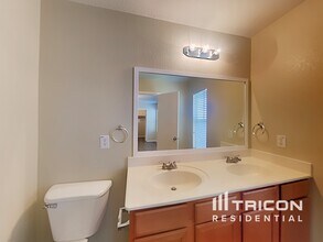 1712 Vineridge Ln in Burleson, TX - Building Photo - Building Photo