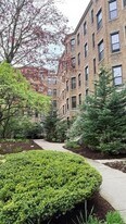 120 Riverway, Unit 2 in Boston, MA - Building Photo