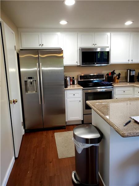 3524 Larchmont Square Ln in Sacramento, CA - Building Photo - Building Photo