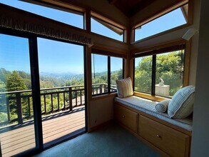 42 Castle Rock Dr in Mill Valley, CA - Building Photo - Building Photo