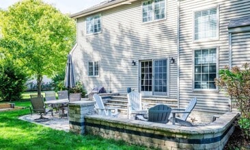 502 W Copperfield Dr in Dunlap, IL - Building Photo - Building Photo