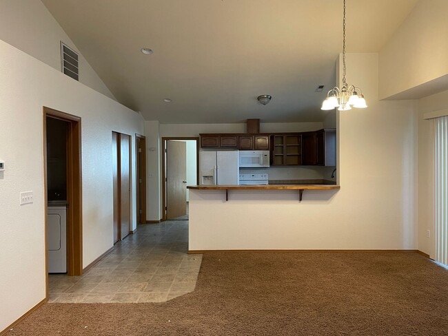 1209 W Franklin St in Moses Lake, WA - Building Photo - Building Photo