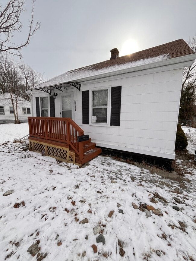 property at 8640 Chalmers Ave