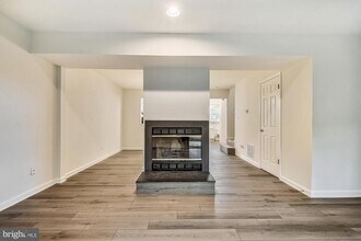 13 Janwall Ct in Annapolis, MD - Building Photo - Building Photo