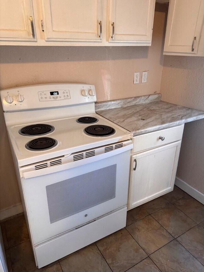 901 Park Dale St in Poplar Bluff, MO - Building Photo - Building Photo