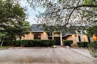 6721 Firelight Ln in Dallas, TX - Building Photo - Building Photo