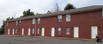 1 Lilac St in Greenbrier, AR - Building Photo