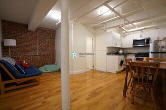 1298 Commonwealth Ave, Unit A in Boston, MA - Building Photo - Building Photo