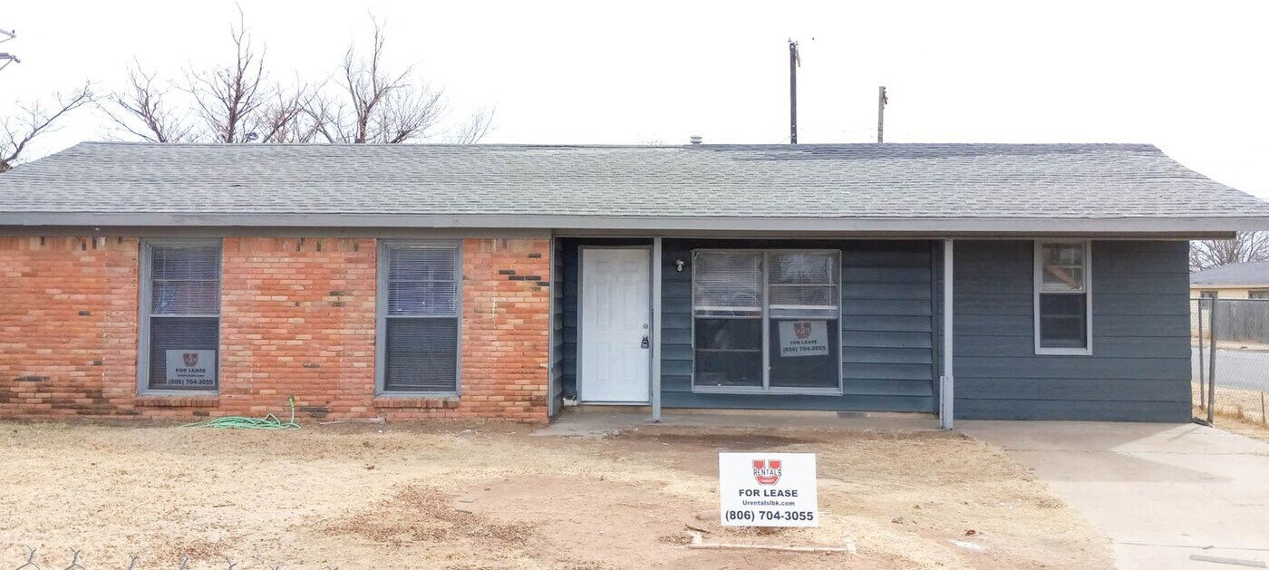 1802 E 2nd St in Lubbock, TX - Building Photo