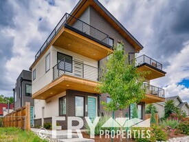 1327 Perry St in Denver, CO - Building Photo