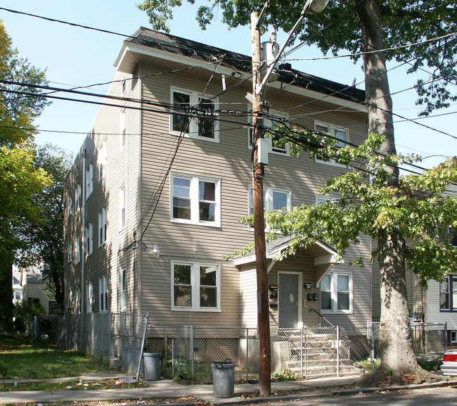 69 Brookdale Ave