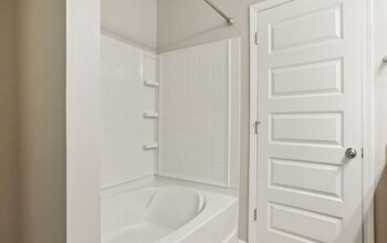3324 Estes Dr in Atlanta, GA - Building Photo - Building Photo