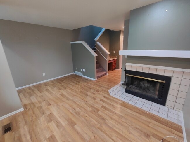 2092 Bristlecone Dr in Colorado Springs, CO - Foto de edificio - Building Photo