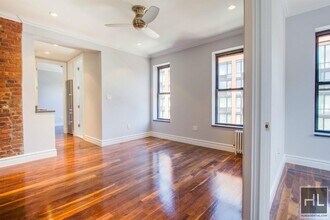 334 E 6th St, Unit 3 in New York, NY - Building Photo - Building Photo