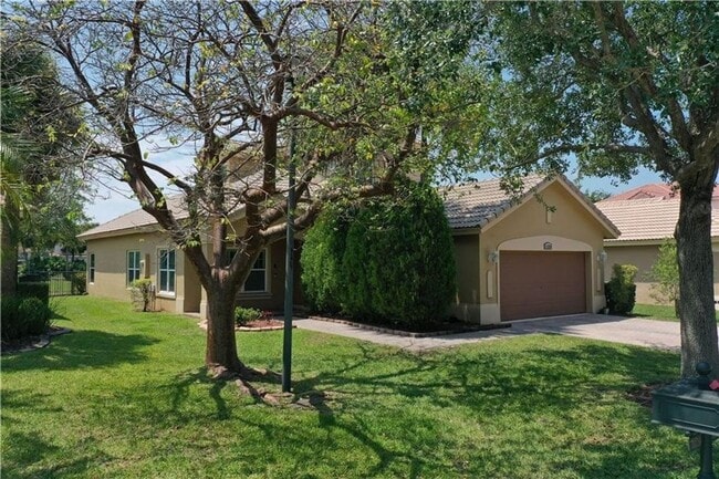 11224 NW 65th Ct in Parkland, FL - Building Photo - Building Photo