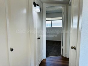 1668 W Ashlan Ave in Fresno, CA - Building Photo - Building Photo