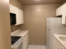 60 Glen Rd, Unit 306 Apartamentos