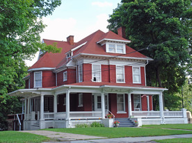 20 Front St Apartments