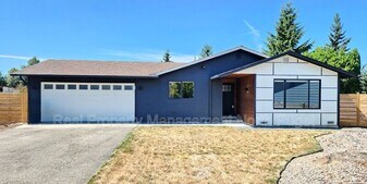 4031 124th Pl NE in Marysville, WA - Building Photo