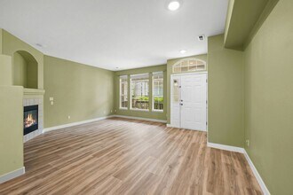 8417 Stonybridge Cir in Littleton, CO - Building Photo - Building Photo
