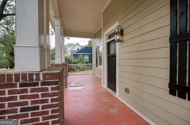 274 Rocky Ford Rd NE in Atlanta, GA - Foto de edificio - Building Photo