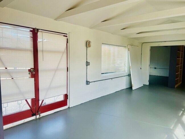 4008 Morrison Rd in Denver, CO - Foto de edificio - Building Photo